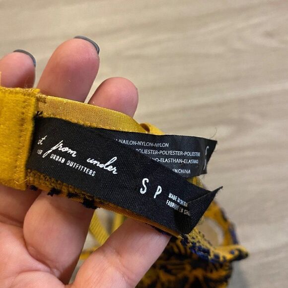 Out from Under UO nylon blend gold sheer velvet like triangle bra size small - Picture 4 of 6